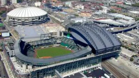 《2025年游戏产业盛宴：1970亿收入大关，PC平台霸主地位愈发稳固》